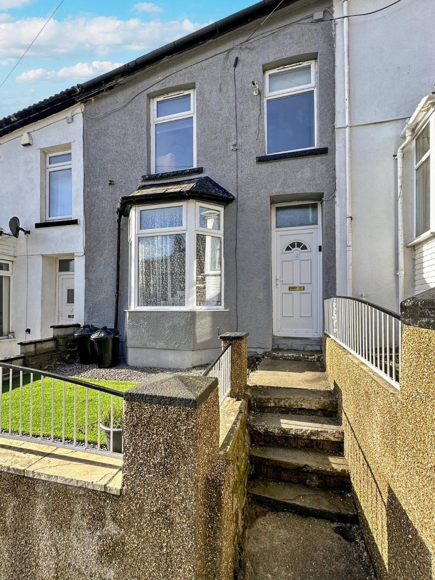 3 Bed Home In Tonypandy With Balcony View Room Llwynypia 외부 사진
